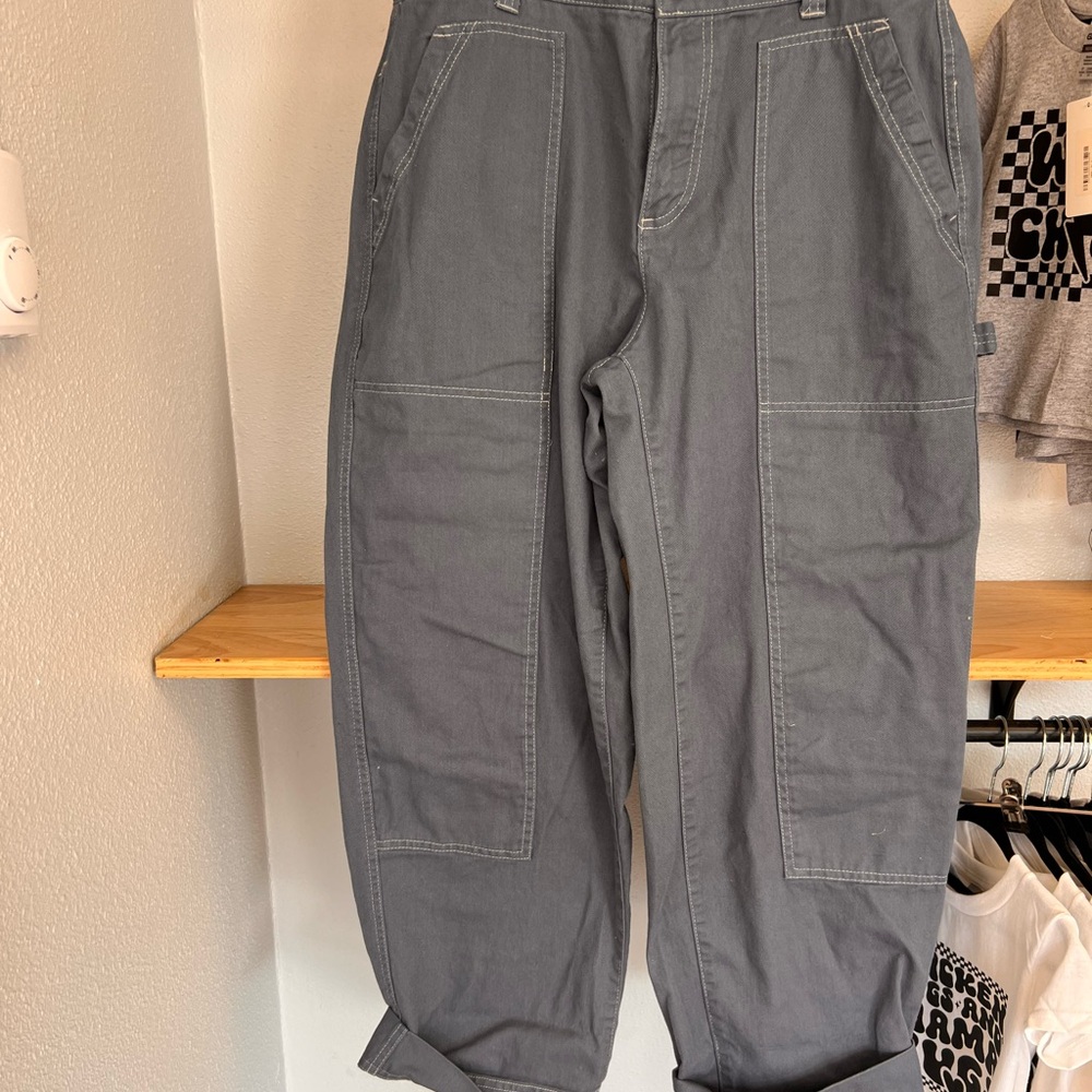 Old Navy Gray Cargo Pants Relaxed Fit
